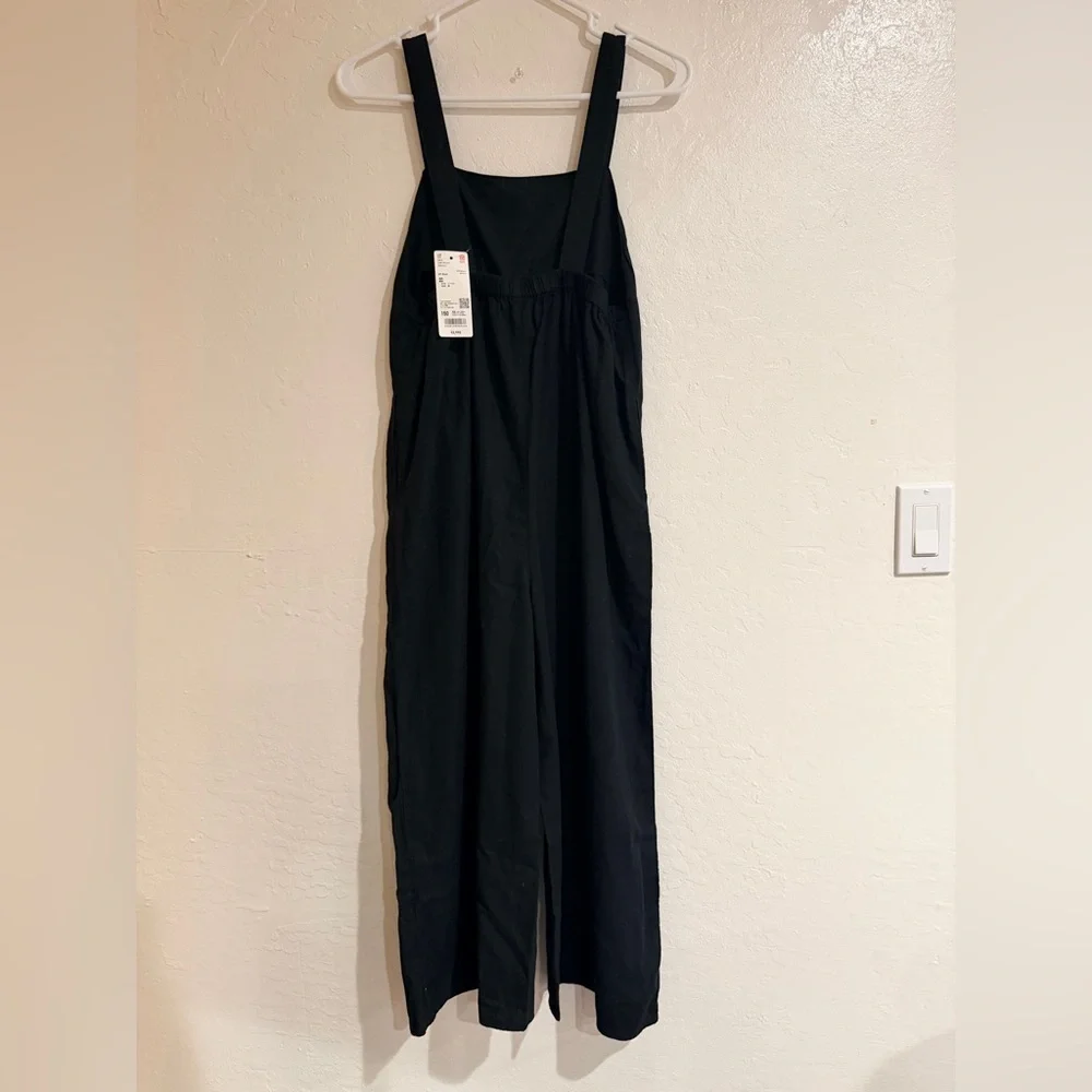 Uniqlo Kids (Girls 10-12) Black Jumpsuit